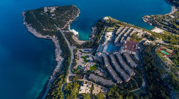 Türkbükü’nde 3 milyar 678 milyon lira maliyetli tatil köyü, 307 odadan oluşacak.