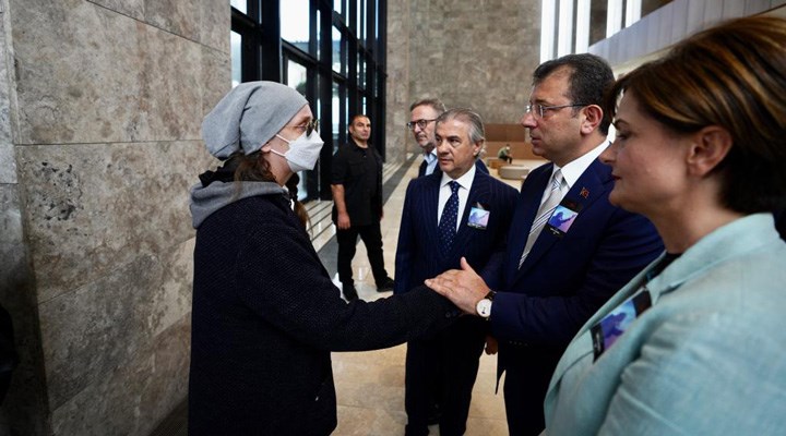 Törene İmamoğlu'nun yanı sıra, CHP İstanbul İl Başkanı Canan Kaftancıoğlu da katıldı.