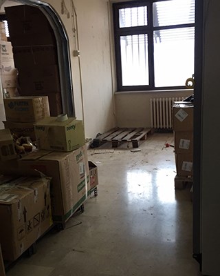 Ulucanlar Göz Hastanesi’nde personel eşyalarını topluyor, taşınma hafta başı.