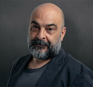 Tiyatro Sanatçısı Murat Daltaban