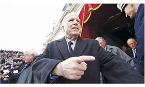 ‘Şahin’ Cumhuriyetçi John McCain öldü
