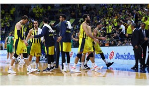 Fenerbahçe: Basketbol A Takımımızda koronavirüs belirtilerine rastlanmıştır