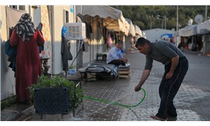 Yunanistan’da bir göçmen kampındaki 20 kişide koronavirüs tespit edildi
