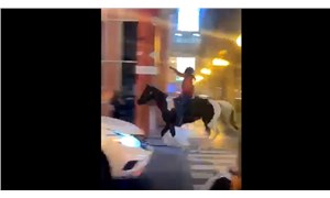 ABD’de bir eylemcinin polisin atını ele geçirdiği iddiası gerçek dışı çıktı