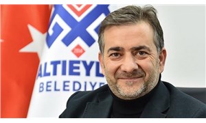 AKP’li Meclis üyesi, ’makamlara bir şekilde nüfuz etmiş kişiler’ nedeniyle istifa etti