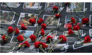 10 Ekim Katliamında yaşamını yitirenlerin resimlerinin yer aldığı pankartı söktüler!