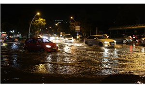 Ankarada yağış ve fırtına etkili oldu