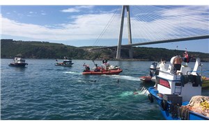 İstanbul Boğazı'nda gemi ile balıkçı teknesi çarpıştı: 2 kişi hayatını kaybetti