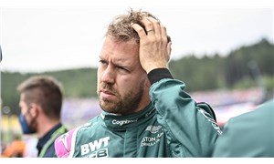 Formula 1 pilotu Sebastian Vettel, yarış sonrası görevlilerin çöp toplamasına yardım etti