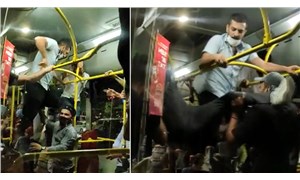Otobüste kavga: Maske takmayan 2 kişi, yolcular tarafından darp edildi