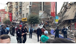 Malatya'da iş yerlerinin olduğu bina çöktü
