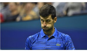 Djokovic, Avustralya Açık’ta aşı barajına takılabilir