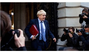 İngiltere Başbakanı Johnson: Omicron varyantı Londra'da hızla artıyor