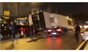 Ankara’da EGO otobüsü, bir aracın üzerine devrildi