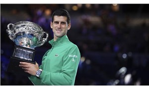 Covid-19 aşısından muaf tutuldu: Djokovic, Avustralya Açık'ta mücadele edecek