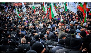 Bulgaristan'da koronavirüse inanmayanlar ile polis arasında çatışma