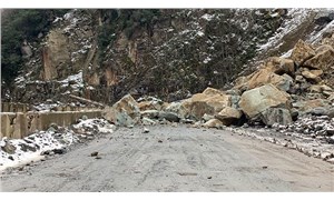 Artvin'de heyelan: 6 köy yolu ulaşıma kapandı