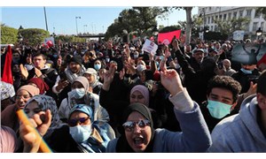 Tunus’ta siyasi kaos