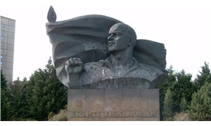 Savaş bahanesiyle, Naziler tarafından katledilen komünist Thälmann’ın heykelinin kaldırılması istendi