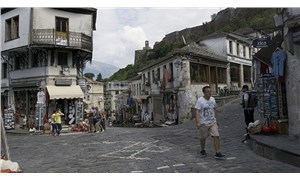 Arnavutluk'ta 'taşıtsız gün': Motorlu araçlar trafiğe çıkmadı