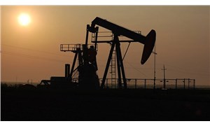 Brent petrolün varil fiyatı yeniden yükseldi