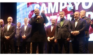 Trabzonspor’un şampiyonluk kutlamalarında sahneye çıkan Süleyman Soylu yuhalandı