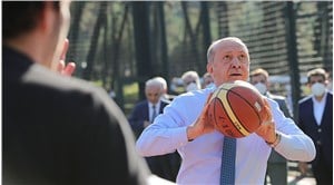Erdoğan: Bakan arkadaşlarımızla her hafta basket oynuyoruz, skorer noktasında bir numara benim