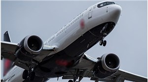 ABD'de iniş takımları bozulan yolcu uçağı pistte alev aldı: 3 yolcu yaralandı