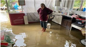 Bartın'da taşkın: Ev ve iş yerlerini su bastı