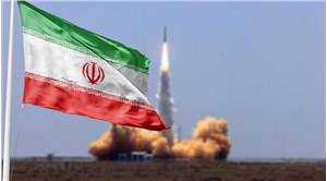 İran, uzaya roket fırlattığını duyurdu