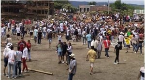 Kolombiya'da boğa güreşi festivalinde tribün çöktü: En az 4 ölü, yüzlerce yaralı