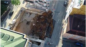 Üsküdar'da inşaatın istinat duvarı çöktü: 3 bina tahliye edildi