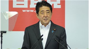 Abe Şinzo'yu öldürdüğü belirtilen saldırgan, bir tesiste silahını test ettiğini söyledi