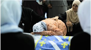 Srebrenitsa Katliamı’nın 27. yılı: 50 cenaze daha toprağa verildi