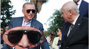 Erdoğan’ın 15 Temmuz anmasında taktığı güneş gözlüğünün fiyatı sosyal medyada gündem oldu