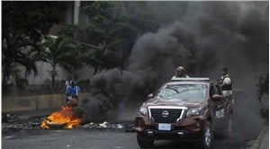 BM'den çete şiddetine teslim olan Haiti'ye silah ambargosu