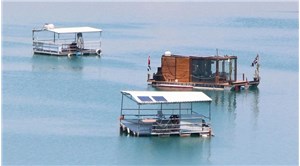 Seyhan Baraj Gölü'ndeki 'izinsiz barakalar' 700 liraya kiralanıyor