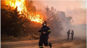 Atina’daki orman yangını ikinci gününde: Çok sayıda ev zarar gördü