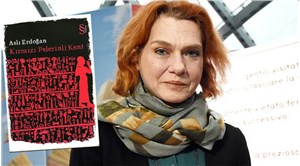 Kırmızı pelerinli kadın: Aslı Erdoğan
