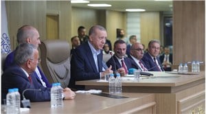 Erdoğan'dan partisine talimat: İç tartışmaları bırakın, seçime çalışın