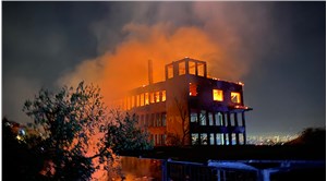 Bursa'da tarihi ipekçilik fabrikasında yangın