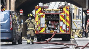 Londra'nın merkezindeki metro istasyonu yakınında yangın çıktı