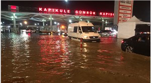 Kapıkule Gümrük Kapısı'nda su baskını: Alışverişe gelen Bulgarlar mahsur kaldı