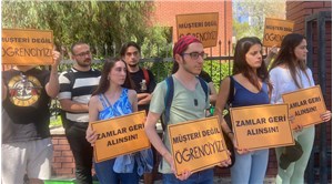 İzmir Ekonomi Üniversitesi öğrencilerinden zam protestosu: Eğitim sermayenin elinde yok oluyor