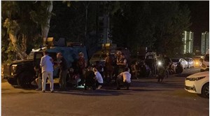 Mersinde polisevine saldırı: 1 polis yaşamını yitirdi, 1 polis yaralı