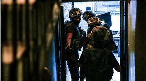 Adana ve Samsun'da uyuşturucu operasyonu: 303 sokak satıcısı gözaltında