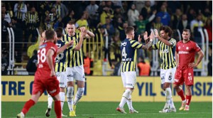 10 kişilik Fenerbahçe, Sivas engelini tek golle aştı