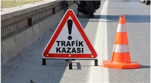 Mersin'de iki otomobil tek şeritli yolda çarpıştı: 2 ölü, 5 yaralı