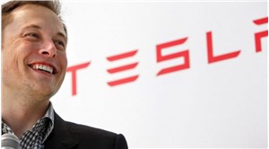 Musk Twitter'ı aldı, Tesla hissesi satmaya başladı