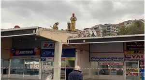 Şiddetli rüzgar sebebiyle Harem'de bir yazıhanenin çatısı uçtu